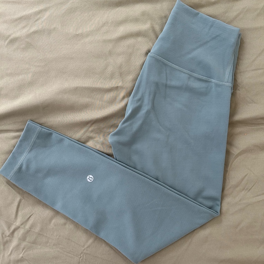 Lululemon Wunder Train High Rise Crop